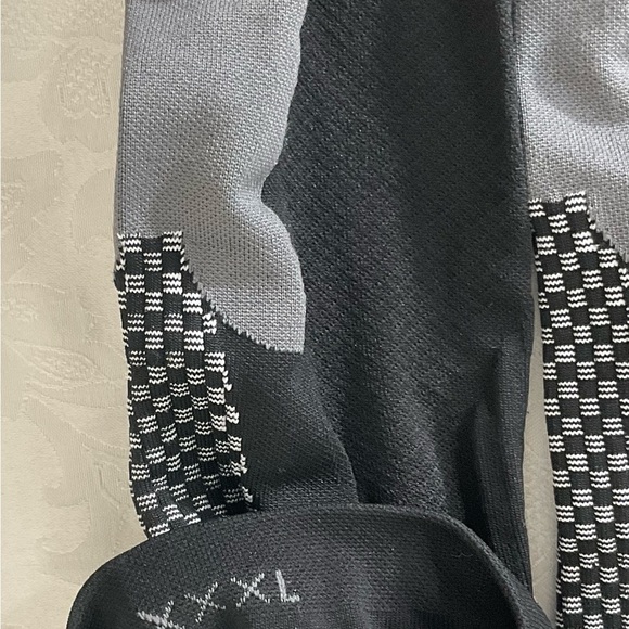 Squeeze Gear Compression Socks Size XXXL /Black&gray 1 Pair. NWOT - Picture 2 of 3